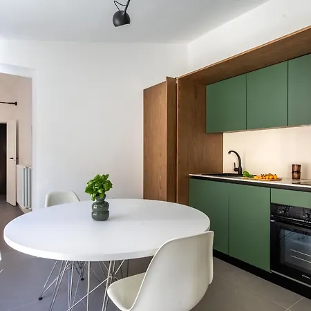Settimo With Terrace By Wonderful Italy *