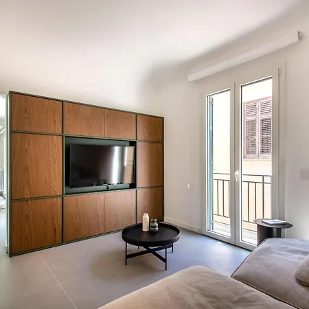 Apartment Settimo With Terrace By Wonderful Italy *