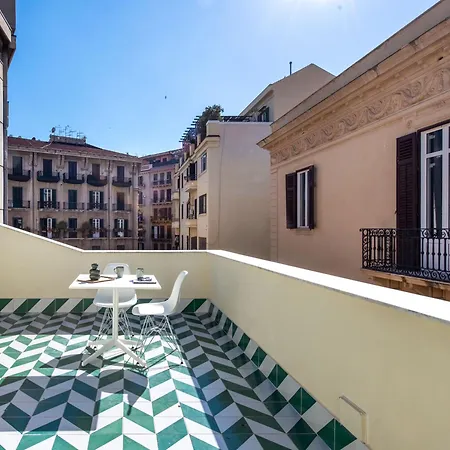 Settimo With Terrace By Wonderful Italy *